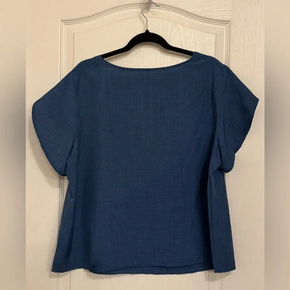 SHEIN Blue Short-Sleeve Asymmetrical Collar Blouse - Picture 6 of 8
